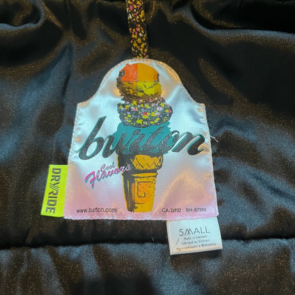 Burton Women’s Snowboard Coat - small - Picture 10 of 11